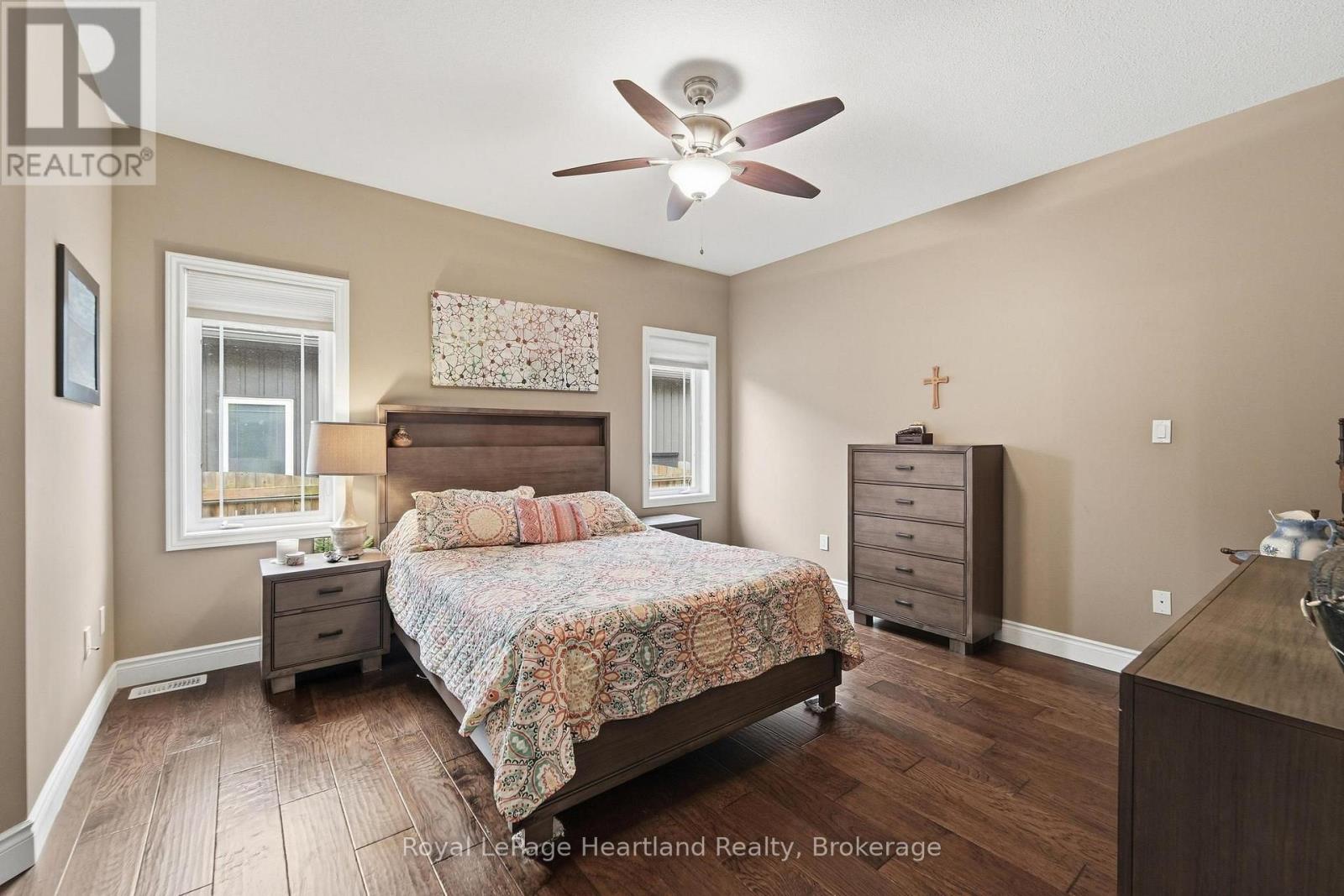 285 DARLING BOULEVARD - Image 22