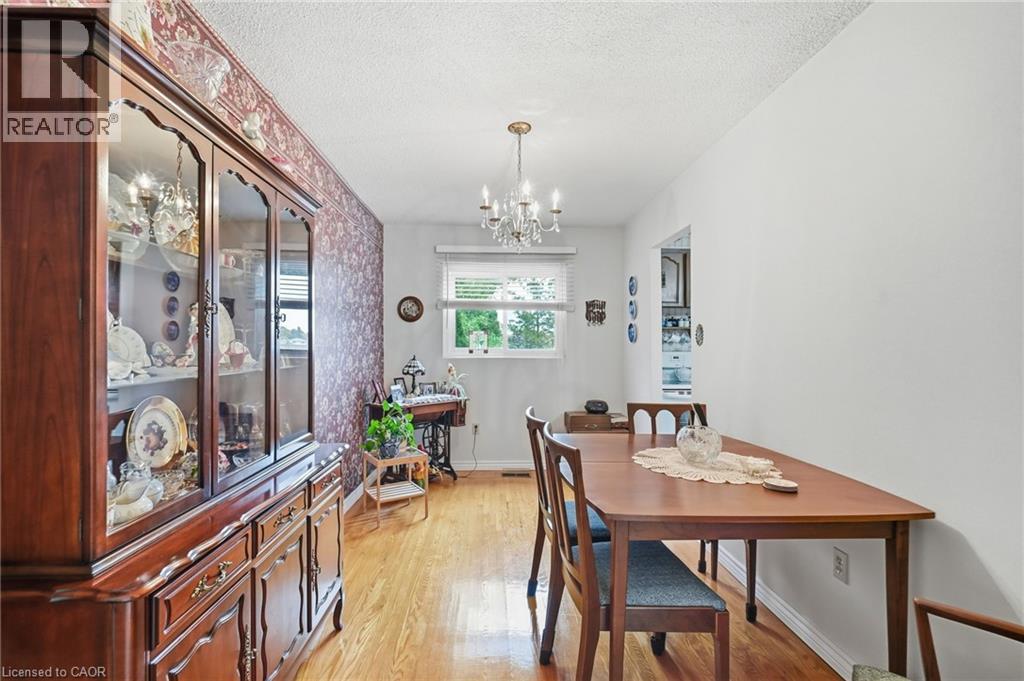 48 RALEIGH Court - 10