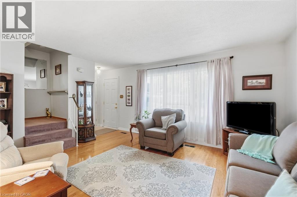 48 RALEIGH Court - 8