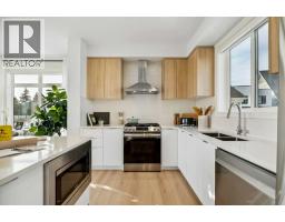 171 Dieppe Drive SW - photo 8