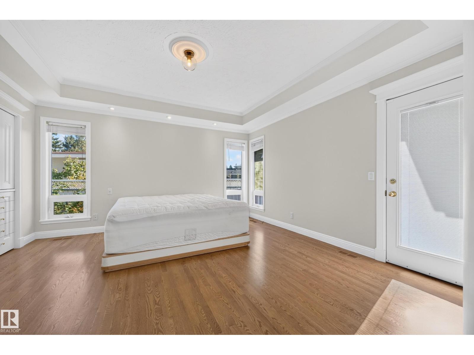 14303 50 AV NW - 24