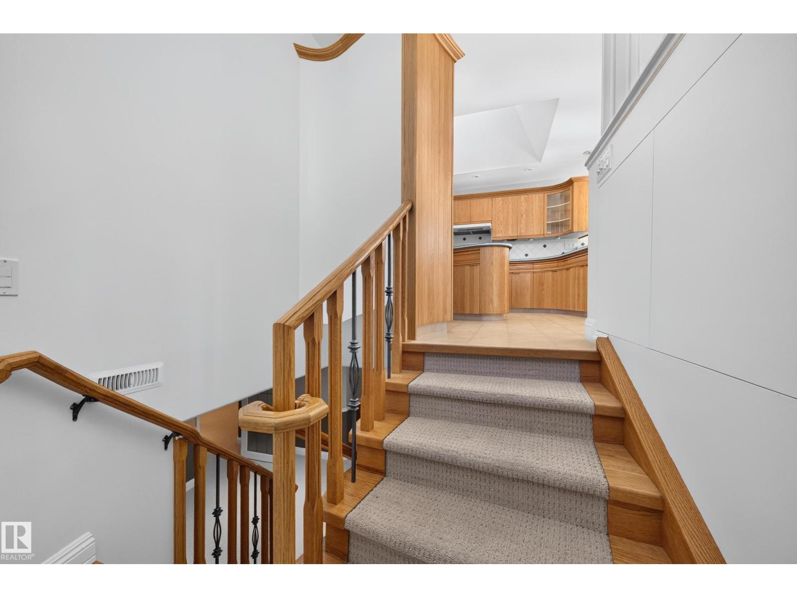 14303 50 AV NW - 33
