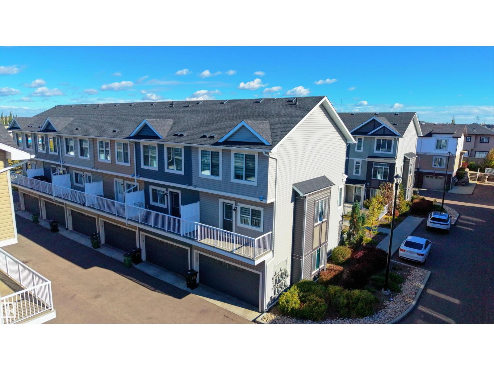 #41 2215 24 ST NW - 36