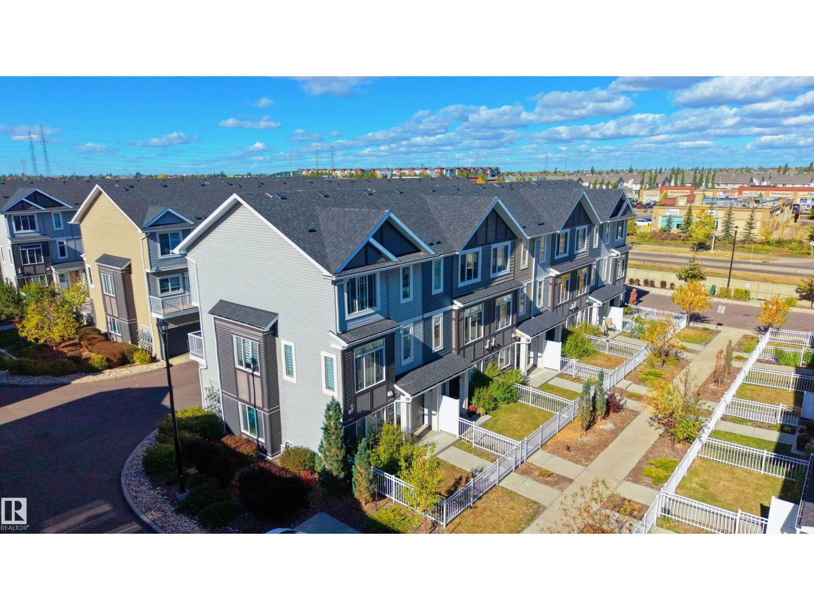 #41 2215 24 ST NW - 44