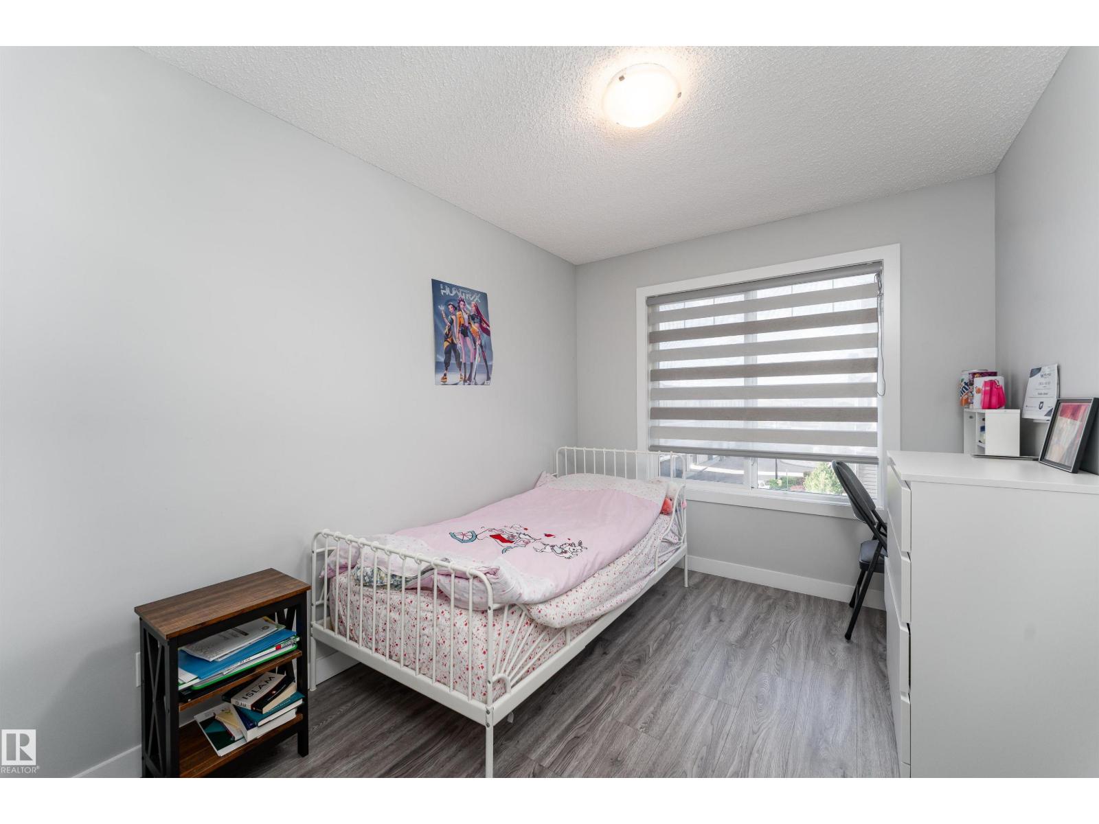 #41 2215 24 ST NW - 19