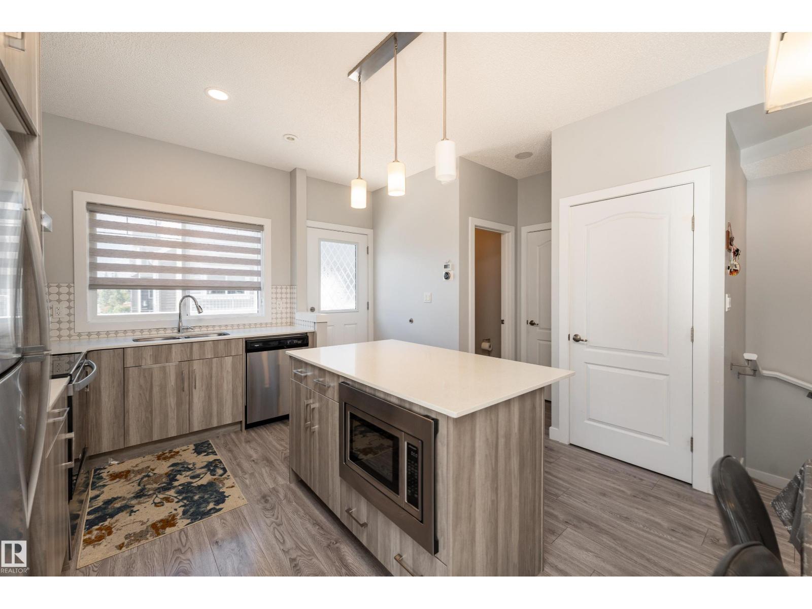 #41 2215 24 ST NW - Image 6