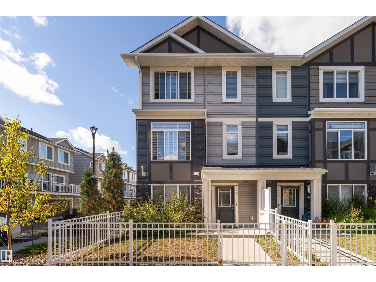 #41 2215 24 ST NW - 1