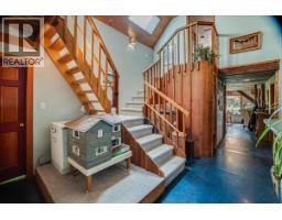 8494 Red Mountain Road, Silverton, BC V0G1S0 Photo 36