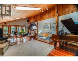 8494 Red Mountain Road, Silverton, BC V0G1S0 Photo 12
