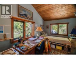 8494 Red Mountain Road, Silverton, BC V0G1S0 Photo 17