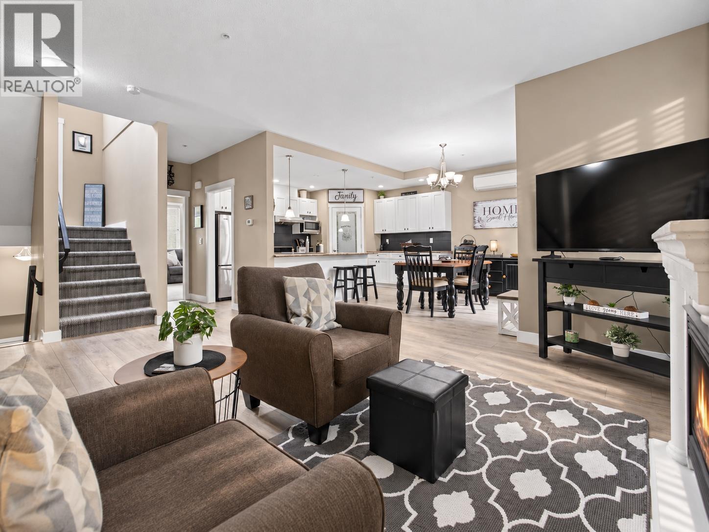 Photo of 25 11160 234A STREET 10