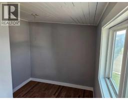 71, 1101 84  NE - photo 17