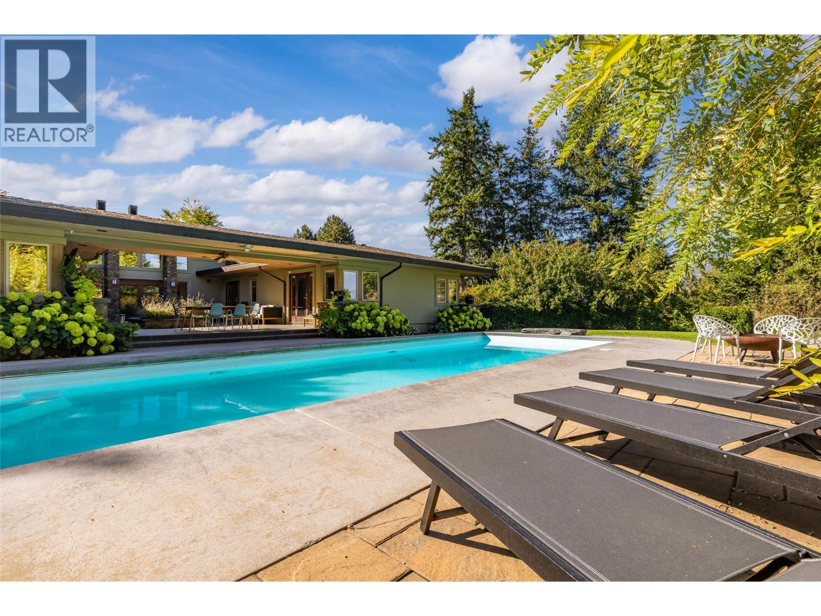 10726 Nighthawk Road Unit# 80, Lake Country
