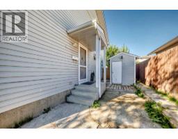 2515 62 Street NE - photo 5