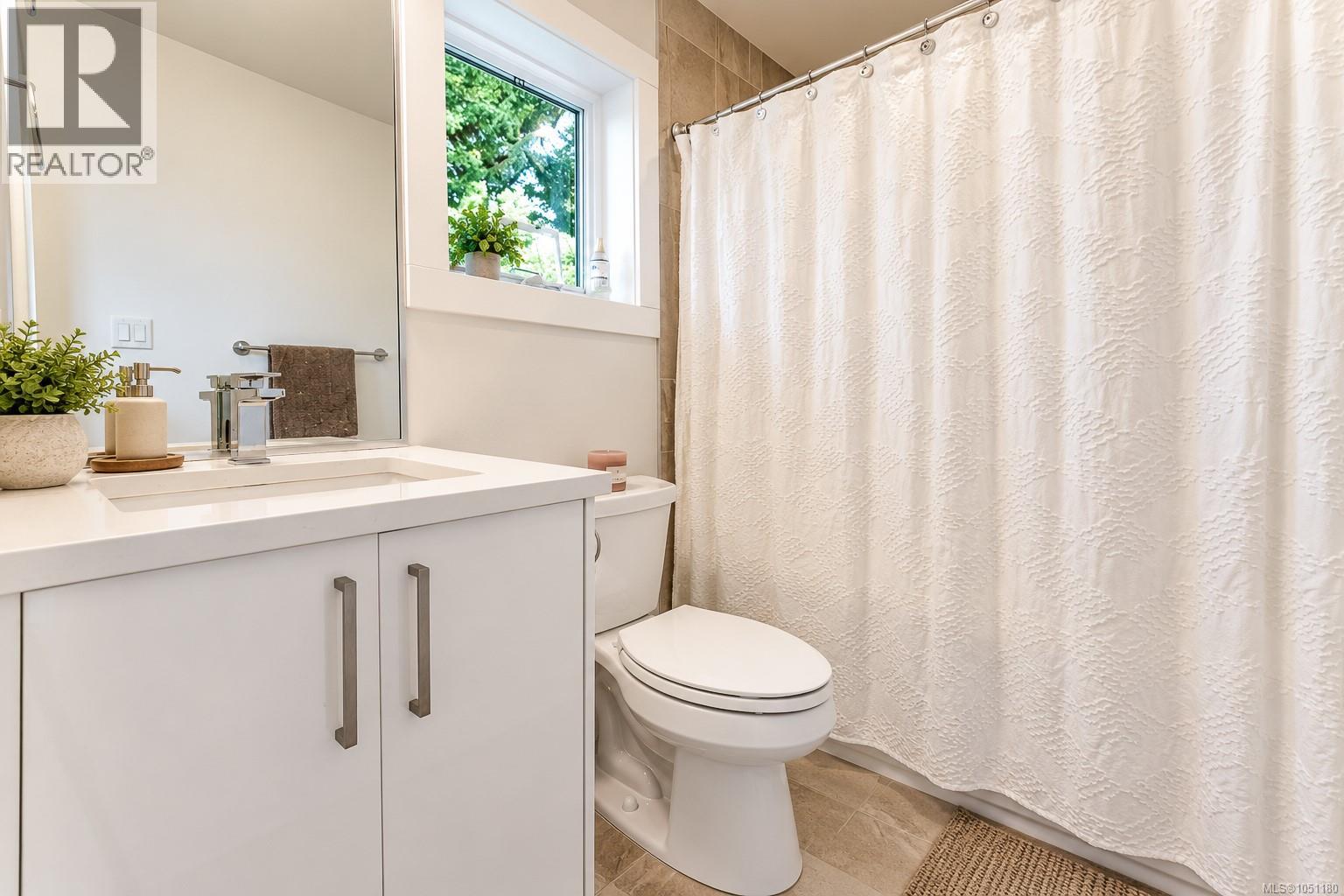 #7 1032 Cloverdale Ave - Image 26