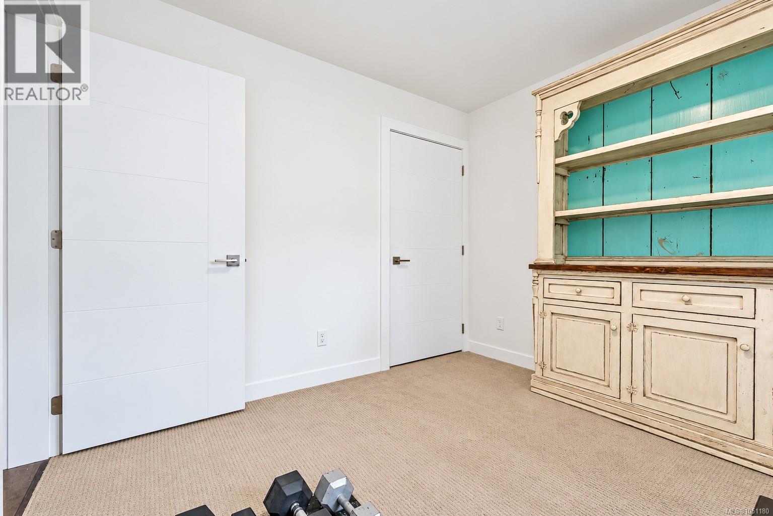 #7 1032 Cloverdale Ave - Image 30