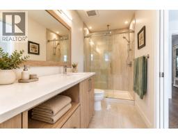 7 1032 Cloverdale Ave, Saanich, BC V8X2T9 Photo 21