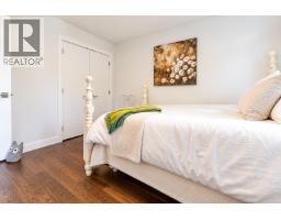 7 1032 Cloverdale Ave, Saanich, BC V8X2T9 Photo 25