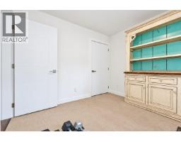 7 1032 Cloverdale Ave, Saanich, BC V8X2T9 Photo 30