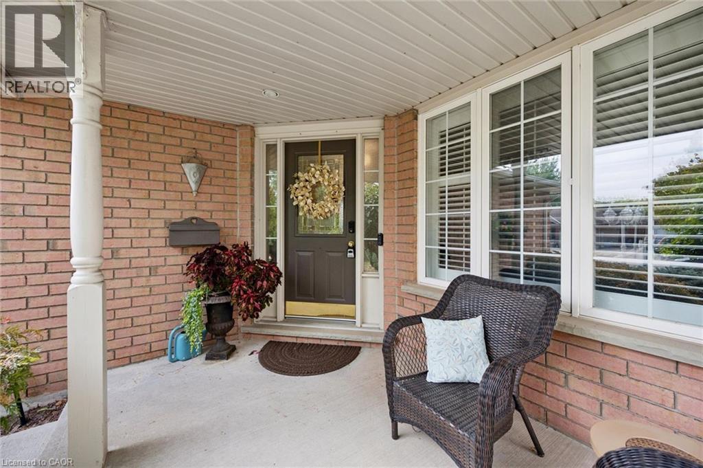 60 COUNTRY CLUB Drive — photo 3