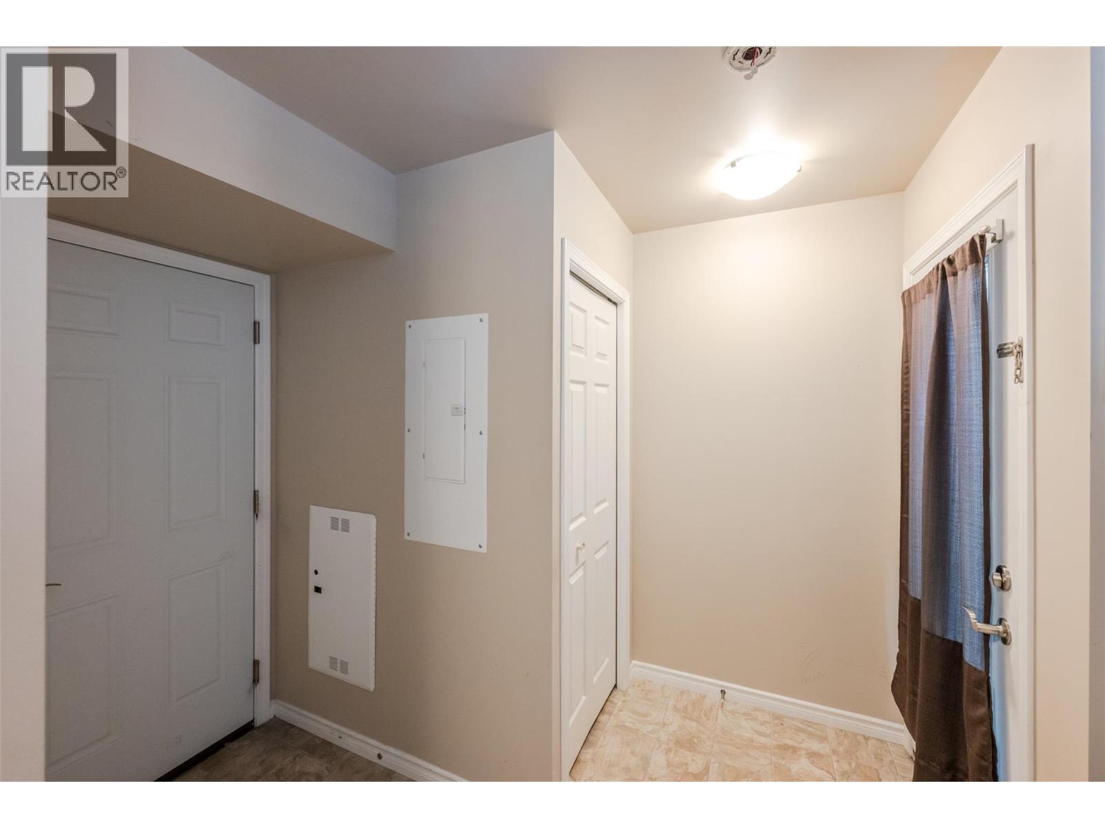 #125 3363 Wilson Street - 33