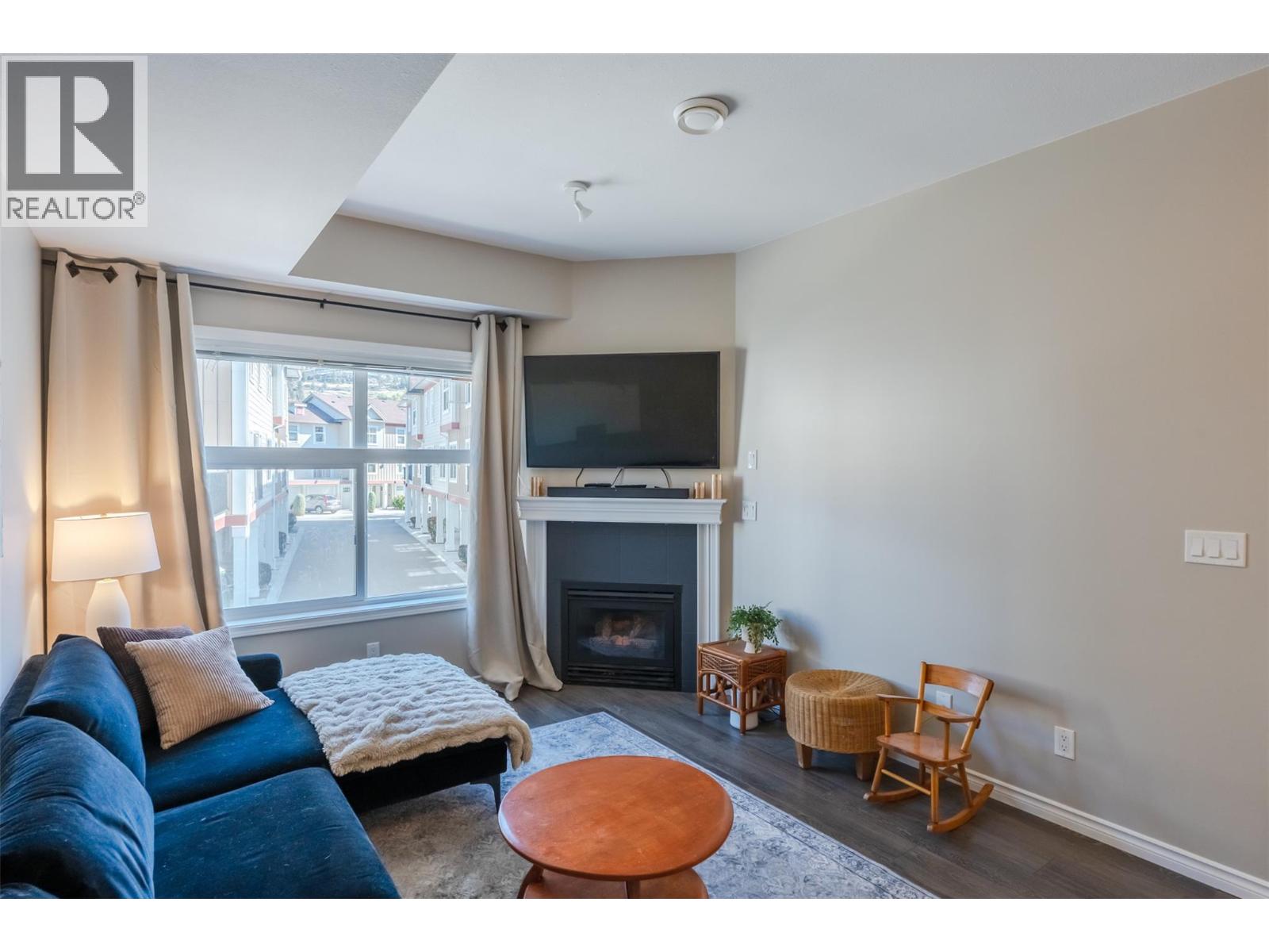 #125 3363 Wilson Street - 16