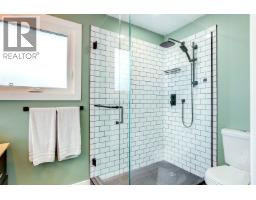 5723 Richards Crescent, Vernon, BC V1B3R1 Photo 32