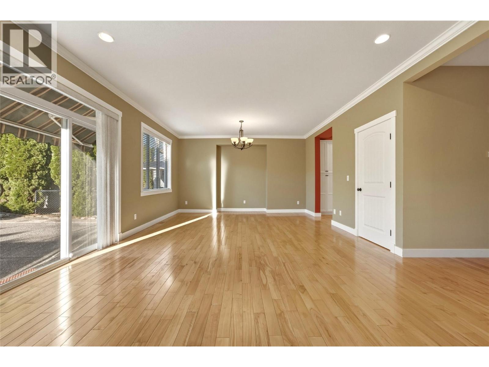 479 Middleton Way - Image 15