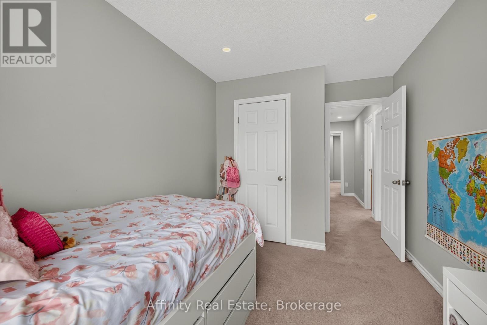 4- 975 Strasburg Road, Kitchener, ON photo 18