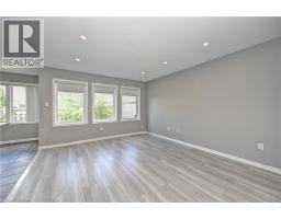 103 Blackbird Circle, Cambridge, ON N3C0A9 Photo 16