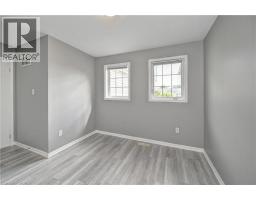103 Blackbird Circle, Cambridge, ON N3C0A9 Photo 34