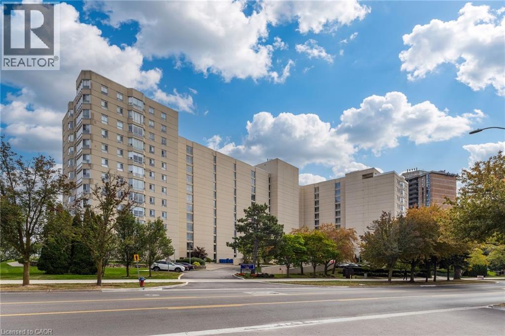 Photo of 5280 LAKESHORE Road