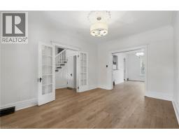 Family room - 60 Stirton Street, Hamilton, ON L8L6E8 Photo 6