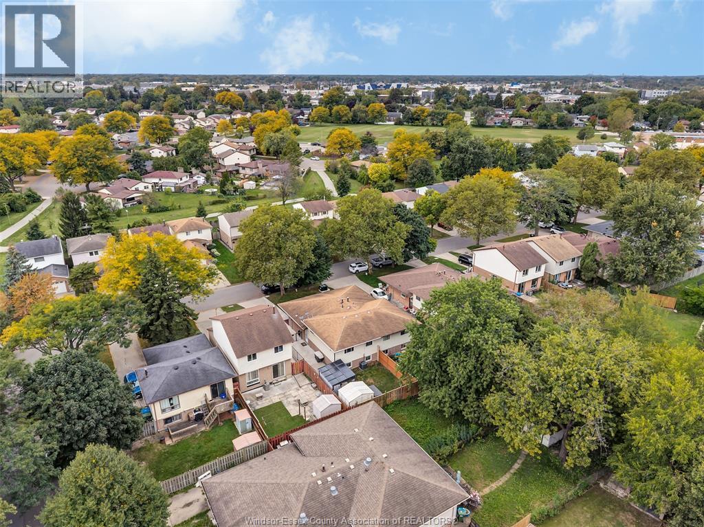 3090 FAIRLANE - Image 34