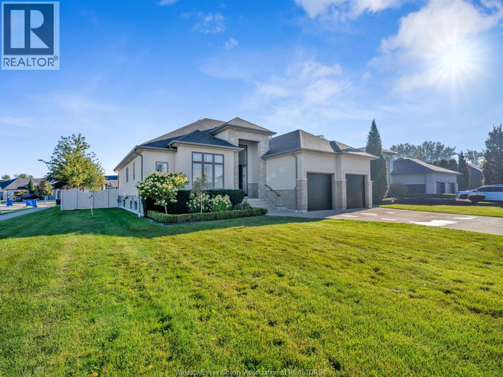 211 ROBSON - Image 42