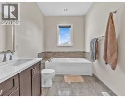 Kitchen - 211 Robson, Leamington, ON N8H5R2 Photo 16