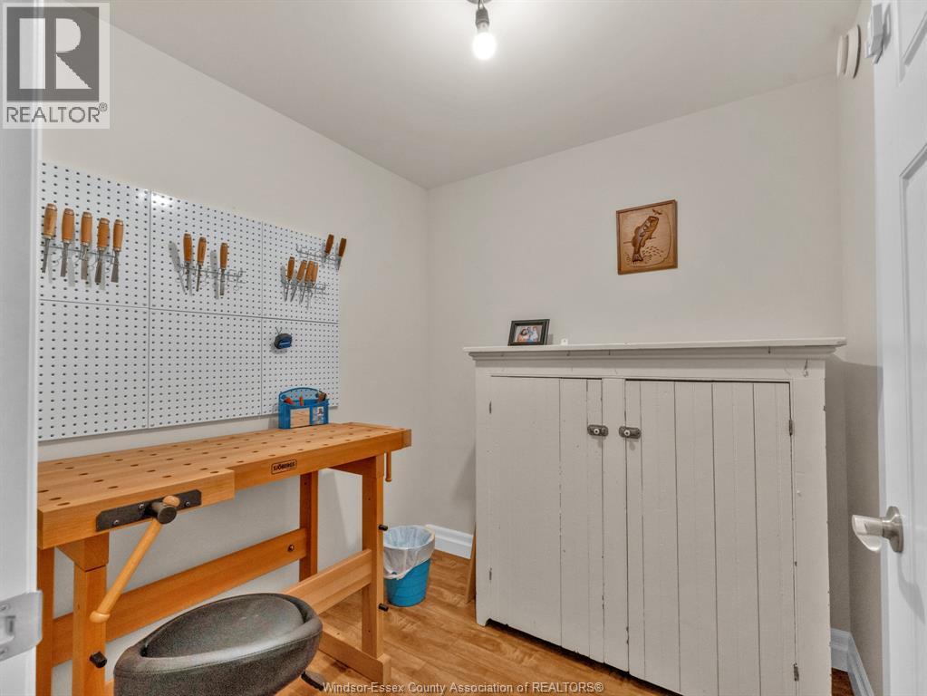 211 ROBSON - 38