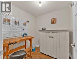 211 Robson, Leamington, ON N8H5R2 Photo 38