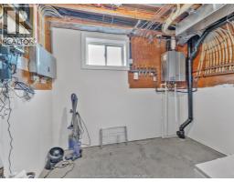 211 Robson, Leamington, ON N8H5R2 Photo 36