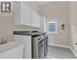 211 Robson, Leamington, ON N8H5R2 Photo 24