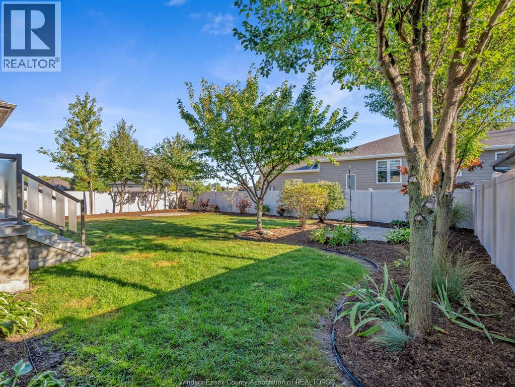 211 ROBSON - Image 43