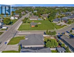 211 Robson, Leamington, ON N8H5R2 Photo 49