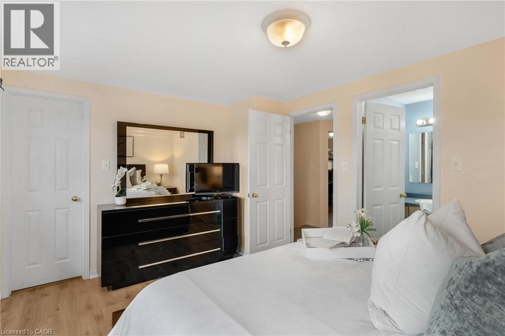 509 LANGLAW Drive - 23