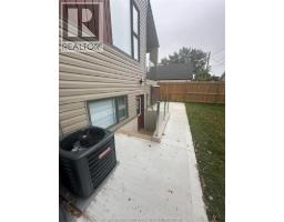 3371 Byng Unit# 2, Windsor, ON N8W3H3 Photo 12
