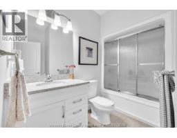 4pc Ensuite bath - 2230 Maitland Road, Windsor, ON N8P0B7 Photo 9