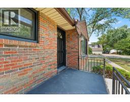 1905 Norfolk Street, Windsor, ON N9E1H6 Photo 22