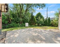 1905 Norfolk Street, Windsor, ON N9E1H6 Photo 31