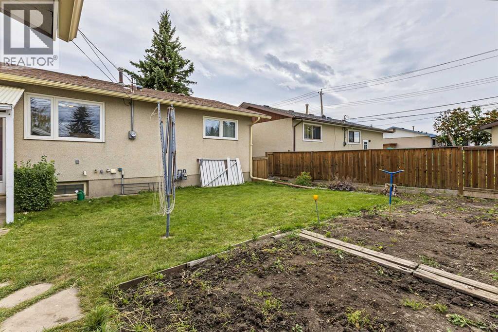 148 Marwood Circle NE - 25