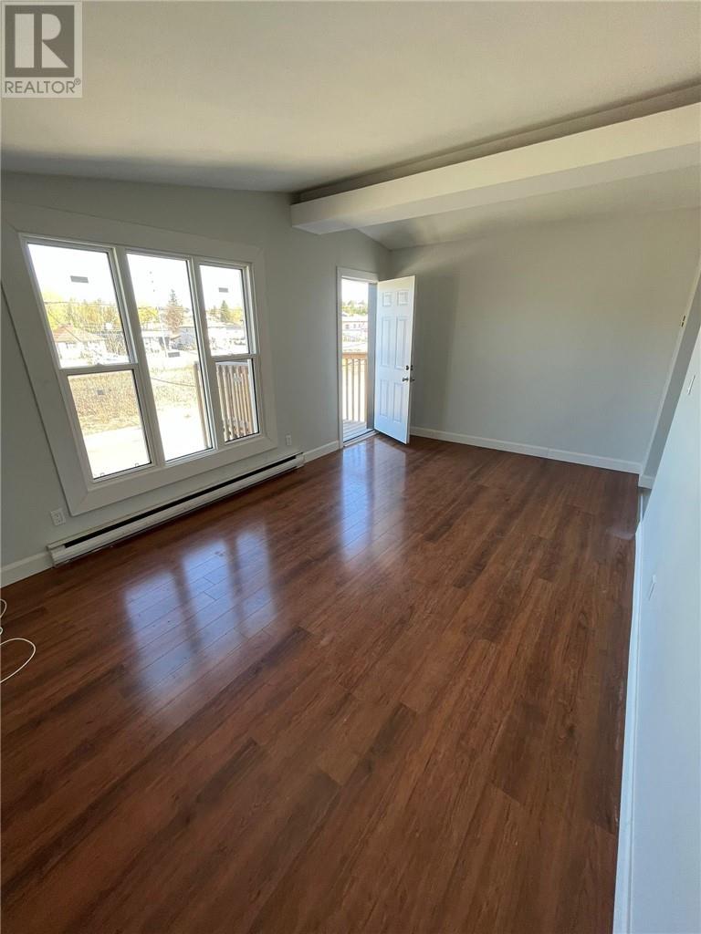 755 Ontario Street - Image 13