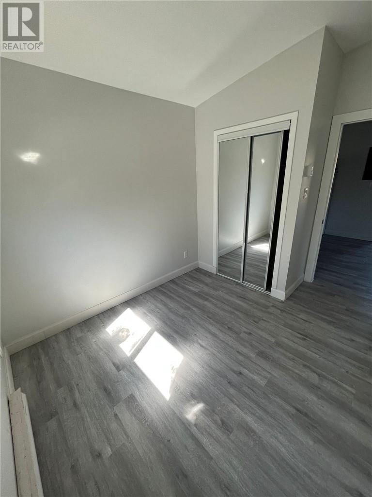 755 Ontario Street - 19